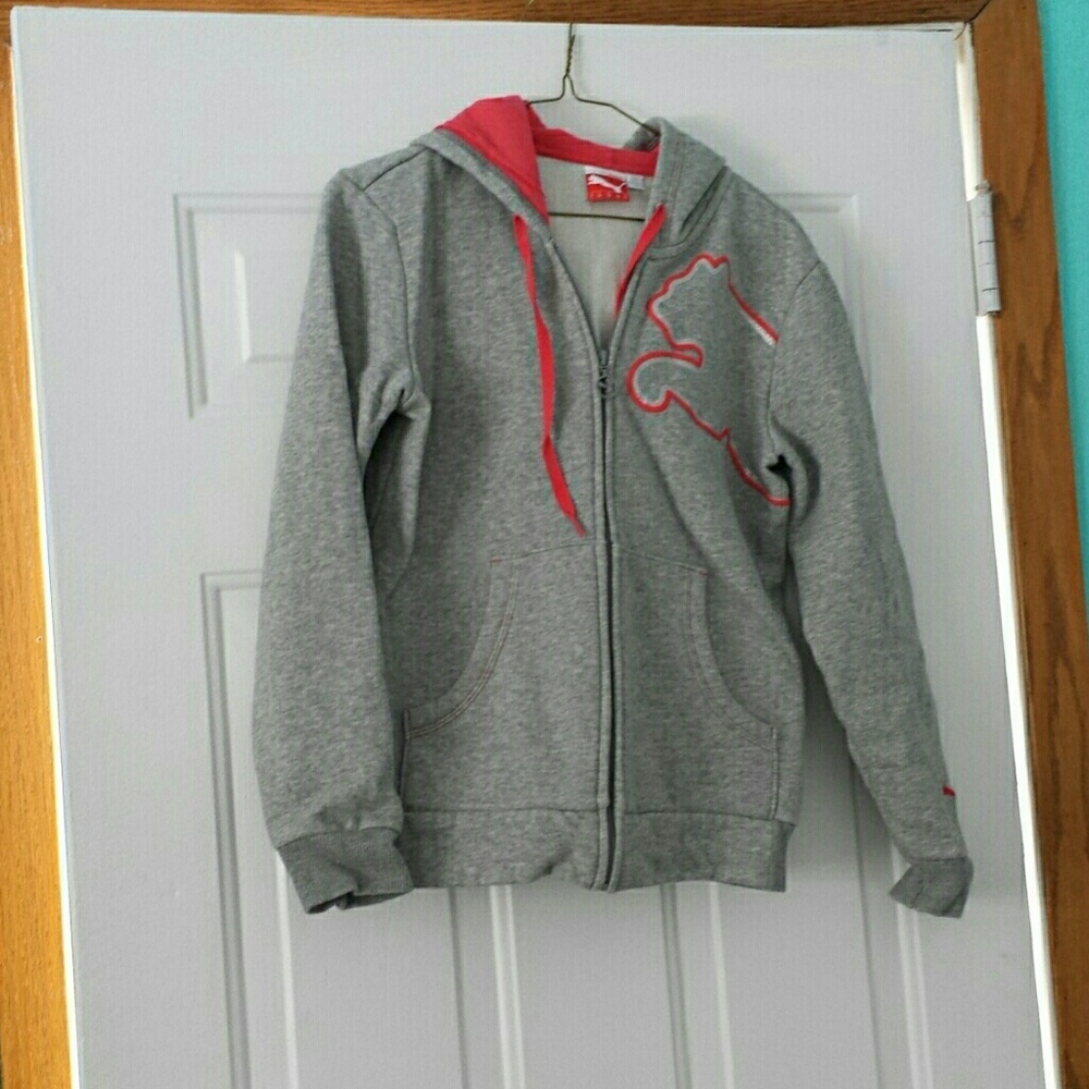Women's Puma Sweatshirt